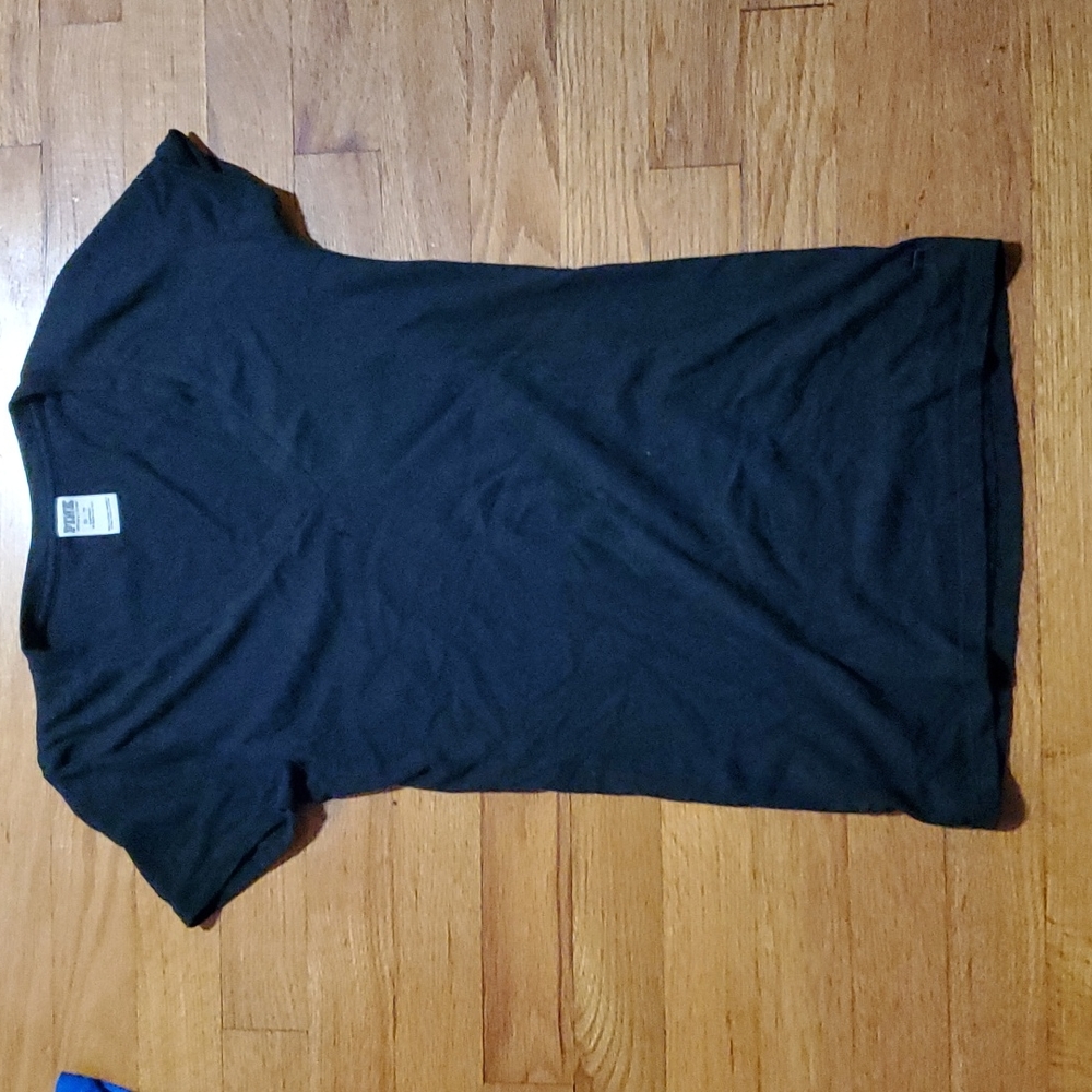 Pink Victoria's Secret black xs t shirt